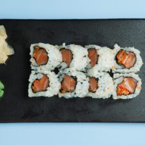50. Laks & kimchi maki