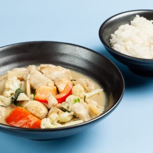 28. Grønn Curry m/ kylling/biff/scampi
